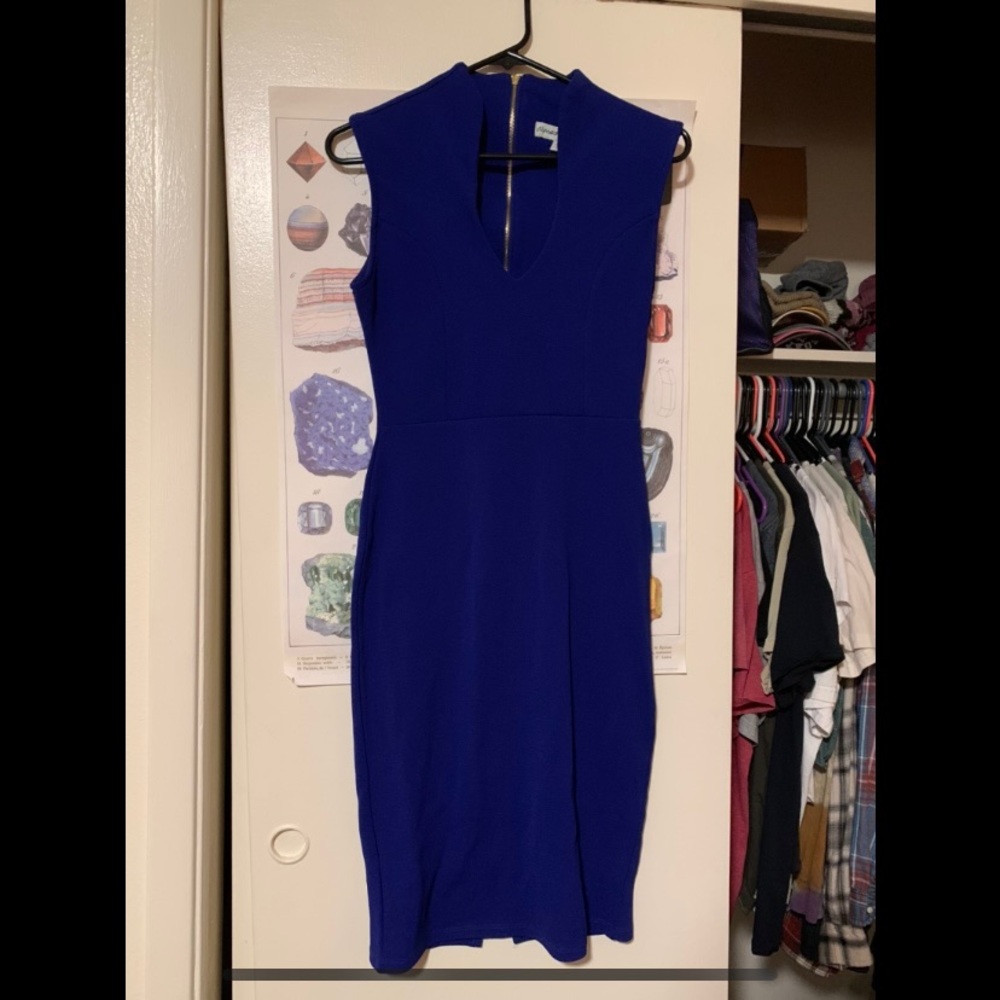 Navy blue skintight formal dress. Brand: almost famous. Size: M